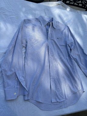 Vineyard Vines Men’s shirt